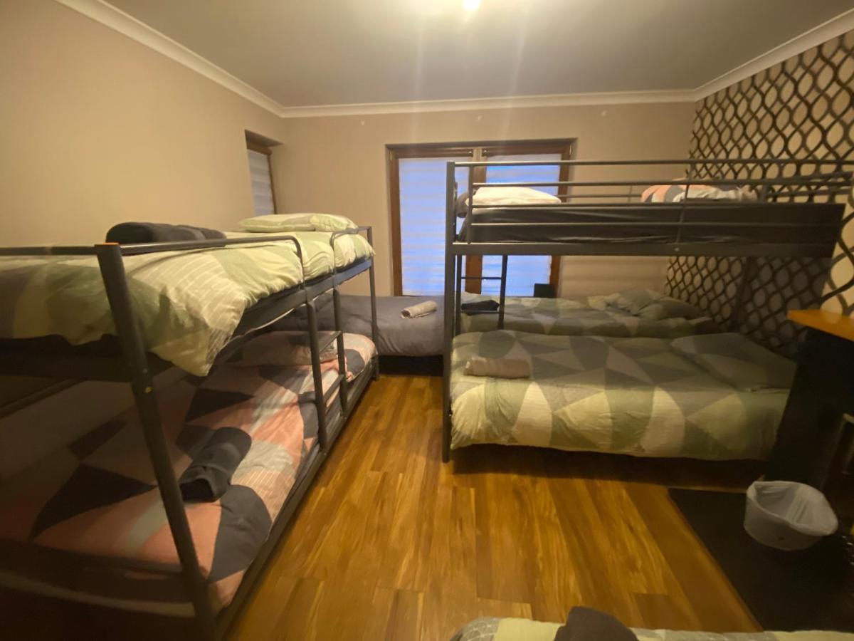 Dublin Airport Big Rooms With Bathroom Outside Room - Kitchen Only 7 Days Reservation Εξωτερικό φωτογραφία