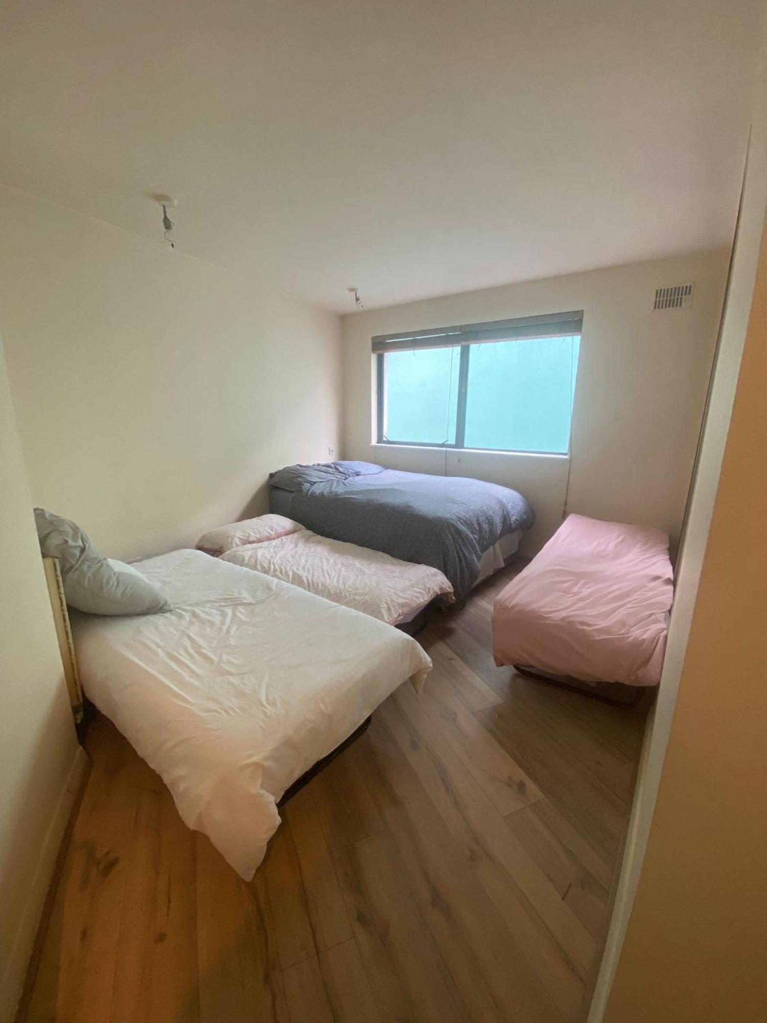 Dublin Airport Big Rooms With Bathroom Outside Room - Kitchen Only 7 Days Reservation Εξωτερικό φωτογραφία