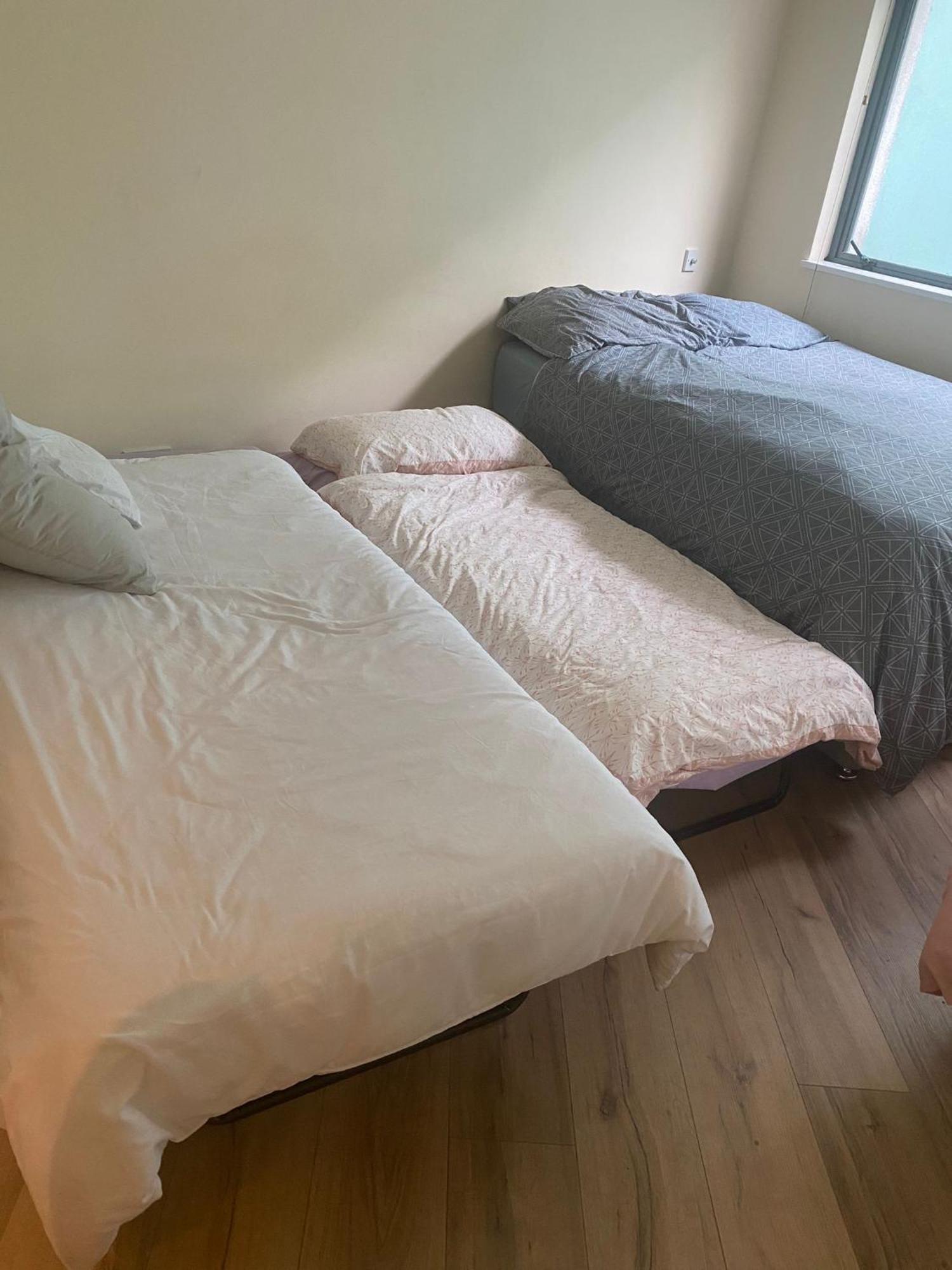 Dublin Airport Big Rooms With Bathroom Outside Room - Kitchen Only 7 Days Reservation Εξωτερικό φωτογραφία