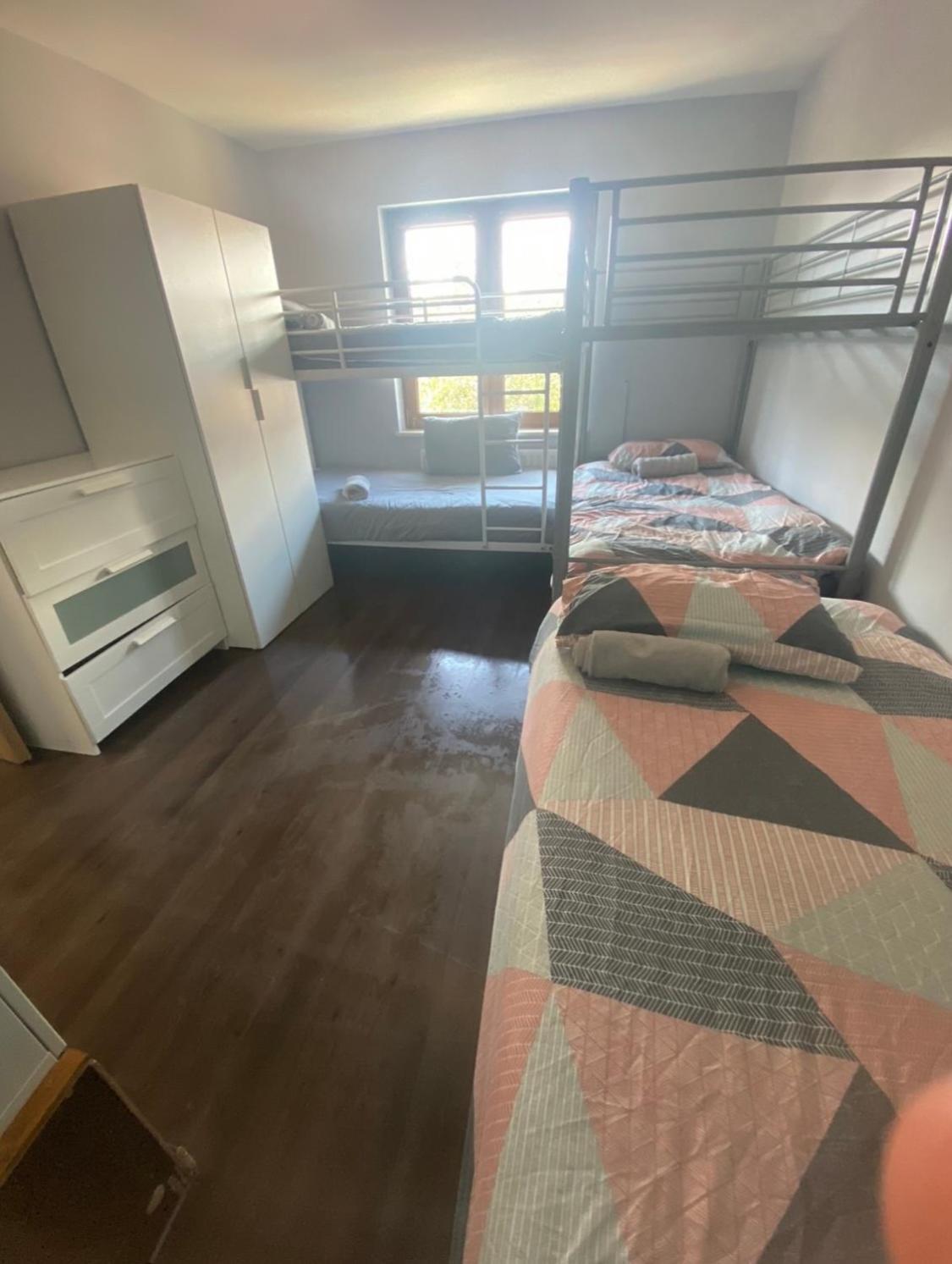 Dublin Airport Big Rooms With Bathroom Outside Room - Kitchen Only 7 Days Reservation Εξωτερικό φωτογραφία